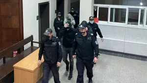 Съдът остави в ареста чужденците, работили в „Арсенал“