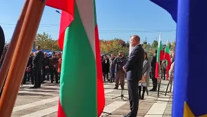 Радев: Решенията на КС не подлежат на коментар