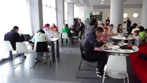 Кабинетът изплаща разходите на предоставилите помощ на украински бежанци