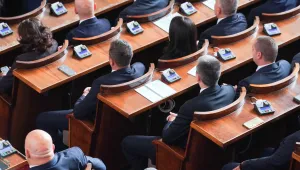 Депутати обсъждат създаването на временни комисии за криптобанката и панаира в Пловдив 