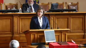 Корнелия Нинова: Не оттеглям кандидатурата на Кристиан Вигенин