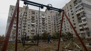 Русия с обстрел по украински град, има ранени майка и дете