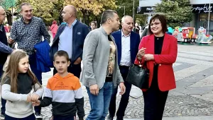 Нинова: С предложението за бюджет правителството обрича народа на глад и студ