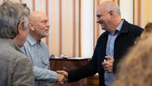 Джон Малкович започна репетиции на „Оръжията и човекът“, билетите са в продажба