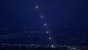 Външно министерство: Българите незабавно да напуснат Иран