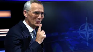 Йенс Столтенберг застава начело на Мюнхенската конференция по сигурността