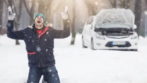 АПИ призовава шофьорите да започнат подготовката на автомобилите си за зимните месеци