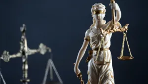 Повдигнаха обвинение на 14-годишното момче от Пловдив, убило майка си
