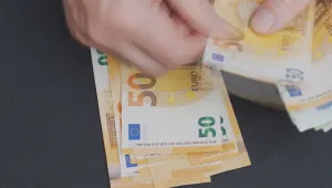 Гърция връща пари на наематели на жилища