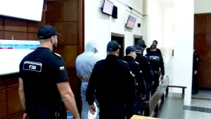 Делото срещу двамата казанлъшки полицаи, обвинени в умишлено убийство, ще бъде върнато на прокуратурата