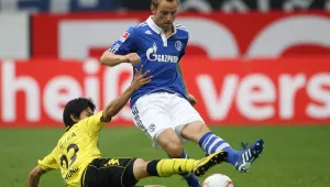 Борусия (Дортмунд) взе с 3:1 дербито срещу Шалке