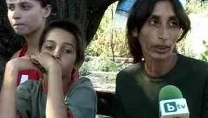 Кмет и многодетна майка се борят да върнат децата й в семейна среда 