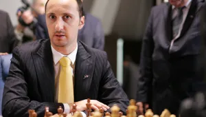 Топалов почна с реми във Вайк ан Зее