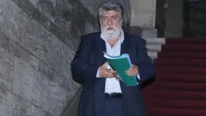 Парите от зрители остават в театрите