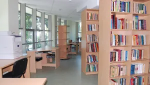 Взимате ли книги от библиотеки?