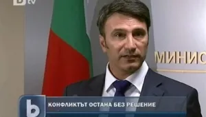 Трайков за сагата с туристите: И двете фирми се държат безотговорно 