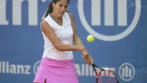 Шиникова с първа титла