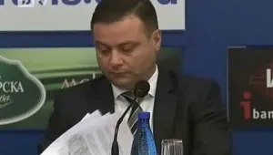 Водещите рали пилоти са зад шефа на федерацията Алескандър Александров