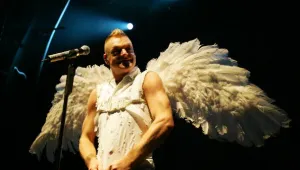 Erasure извадиха нов албум