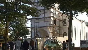 Църквата в Созопол се сдоби със златен кръст и купол