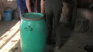 Инспектори тръгнаха по казаните за ракия в страната