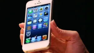 Ортодоксален израелски равин призова вярващите да изгарят iPhone-и