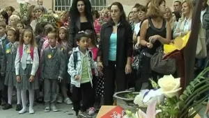 Ученици посрещнаха първия учебен ден без училище