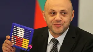 Томислав Дончев: Добрият политик води кампания и без избори