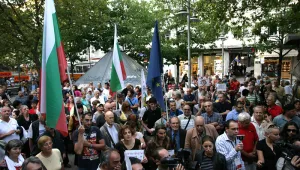 Над 200 души протестираха срещу новите правила за паркиране в София