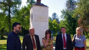 Жени Живкова за Тато: Няма държавник, който да е направил това, което той направи за страната