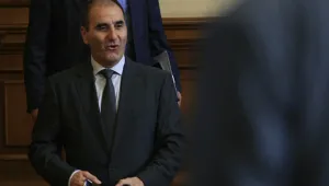 БСП и ГЕРБ не могат да разпределят вината за задкулисието