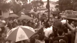 Наркокартелите в Мексико помагат на пострадалите от ураганите /ВИДЕО/