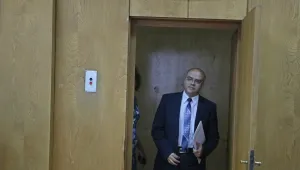 ГЕРБ даде на БСП да изхвърли Бакалов от военното разузнаване