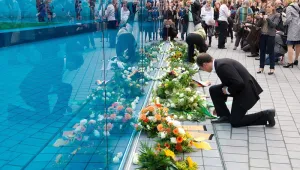 Берлин отдаде почит на инвалидите, избити във ВСВ