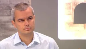Единствените с право на субсидия извън НС се отказаха от нея