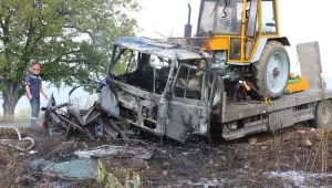 Спукана гума доведе до зверска катастрофа с две жертви