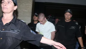 Патрик Първев окончателно остава в ареста