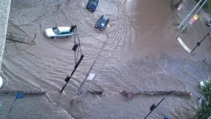 Защо година след потопа водоемите у нас остават опасни?