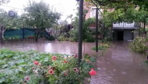 Защо при всеки по-продължителен дъжд се наводняват градове и села в България?