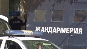 В Харманли протестират срещу бежанския лагер в града 