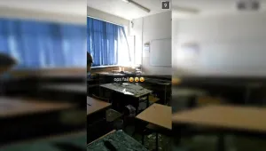 Част от тавана в бургаската немска гимназия се срути