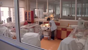 Сиамските близнаци от Сливен могат да бъдат разделени най-рано след десет месеца