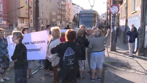 Протест в София спря движението на трамваите по бул. „Скобелев”