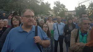 Жители на „Стрелбище“ отново протестираха срещу строителството на 43-етажен небостъргач