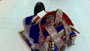 Седло за камила и позлатен пистолет: Какви подаръци е получавал Тодор Живков? 