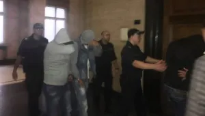 Съдът остави в ареста заподозрените за грабежи от София