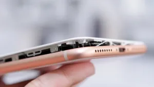 Тайван: Новият iPhone 8 се самовзриви при зареждане