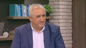 Мехмед Дикме: Атакуват Сакскобургготски, за да го прокудят пак