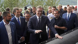 Вучич отиде в Северно Косово, призова за мир между сърби и албанци