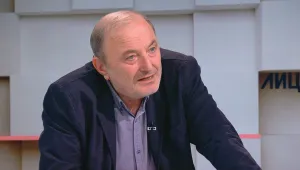 Психиатър с диагноза за трусовете във властта 